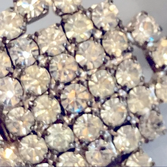 Vintage Clip-On Rhinestone Earrings - Picture 6 of 7